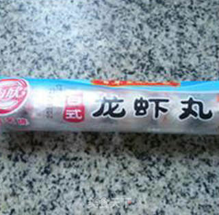 龙虾丸鸡蛋炒饭的做法步骤：2