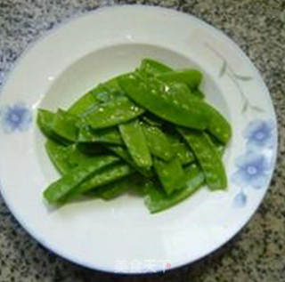 韭菜芽瘦肉炒荷兰豆的做法步骤：3