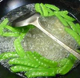 韭菜芽瘦肉炒荷兰豆的做法步骤：6