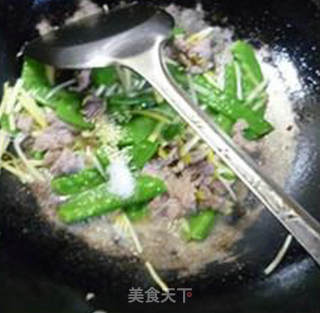 韭菜芽瘦肉炒荷兰豆的做法步骤：9