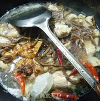 豇豆干烤麸烧鸡块的做法步骤：10
