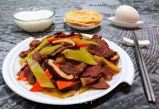 莴笋香菇炒牛肉片的做法步骤：14