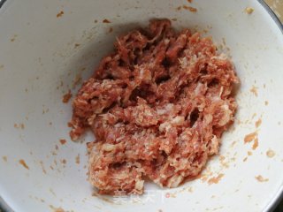 油麦菜鲜肉麦饼的做法步骤：2