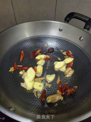 黄豆酱焖牛腩的做法步骤：4