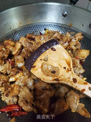 黄豆酱焖牛腩的做法步骤：7