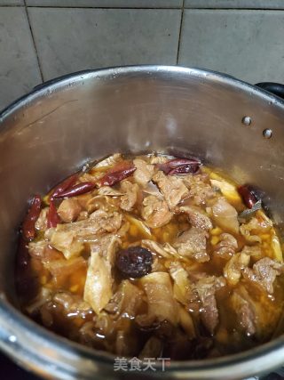 黄豆酱焖牛腩的做法步骤：10