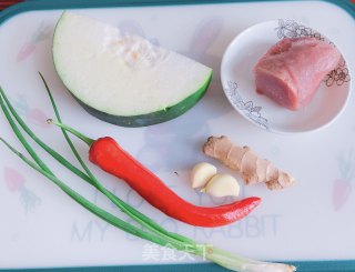 肉末盖冬瓜的做法步骤：1