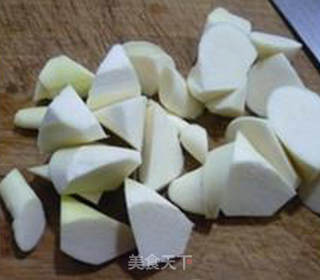 板栗茭白鸡块的做法步骤：5