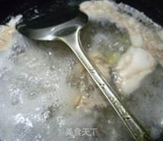 板栗茭白鸡块的做法步骤：7