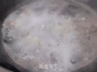 番茄烧牛腩的做法步骤：3