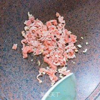 青椒炒肉丝的做法步骤：7