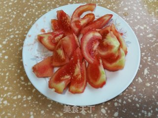 番茄鱼片汤粉的做法步骤：3
