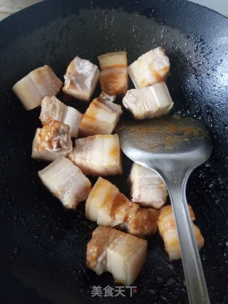 红烧肉炖鸡蛋的做法步骤：3
