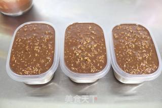 巧克力脆皮奶油盒子蛋糕的做法步骤：24