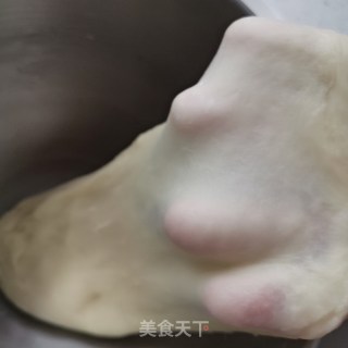 蛋黄酥的做法步骤：2
