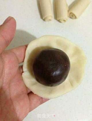 蛋黄酥的做法步骤：23