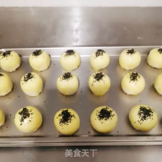 蛋黄酥的做法步骤：26