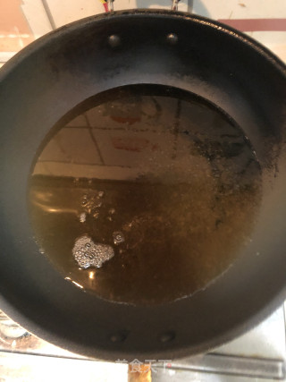 炸鸡翅的做法步骤：8