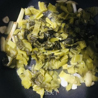 龙利鱼酸菜鱼的做法步骤：6