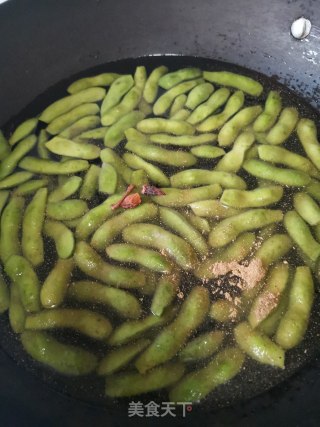 水煮毛豆的做法步骤：3
