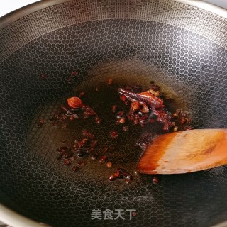 小炒肉皮的做法步骤：3