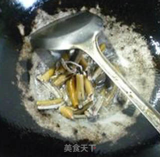 鳝丝炒芹菜的做法步骤：7