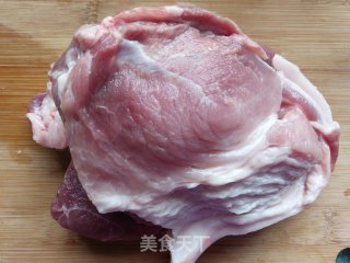 平菇猪肉饺子的做法步骤：1