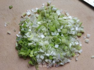 平菇猪肉饺子的做法步骤：4