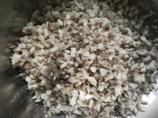 平菇猪肉饺子的做法步骤：9