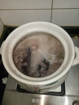 红豆鲫鱼汤的做法步骤：6