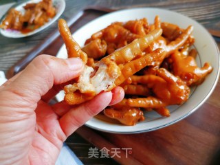 电饭煲焗鸡爪的做法步骤：9
