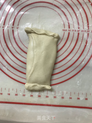 蛋黄酥的做法步骤：16