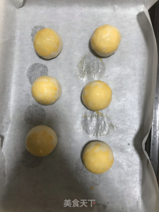 蛋黄酥的做法步骤：26