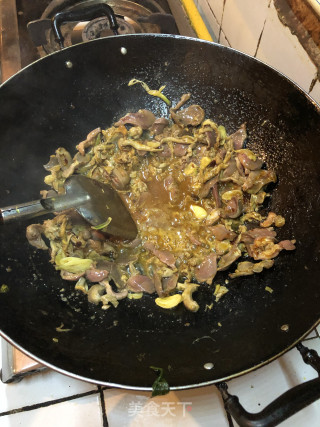 鸡杂粉条的做法步骤：3