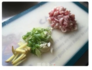 青椒炒肉丝的做法步骤：3