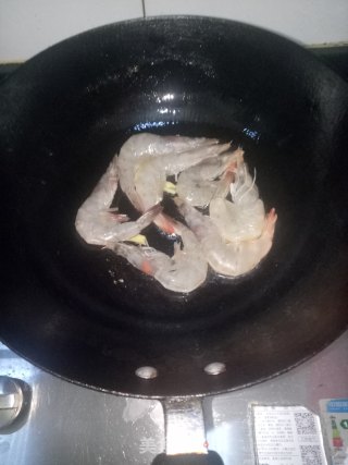 鲜虾土豆粉的做法步骤：2