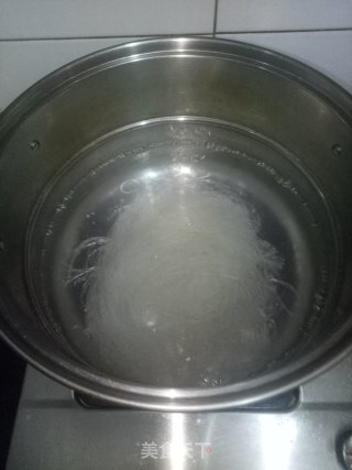 鲜虾土豆粉的做法步骤：8