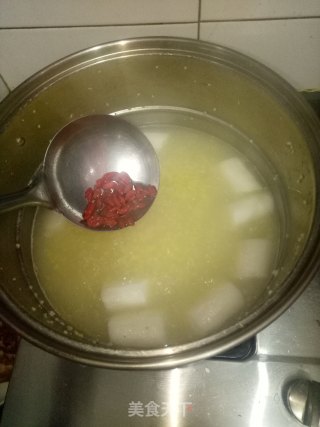 玉米碴山药小米粥的做法步骤：5