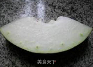 咸肉鸡棕菌冬瓜汤的做法步骤：1