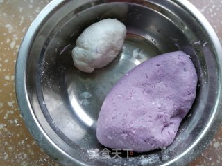 水晶紫薯栗蓉月饼的做法步骤：4