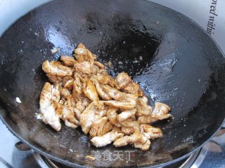 胡萝卜炒鸡肉片的做法步骤：6