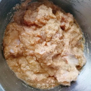 粉蒸排骨的做法步骤：3
