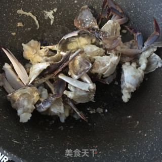 “快手小炒”剁椒炒梭子蟹的做法步骤：12