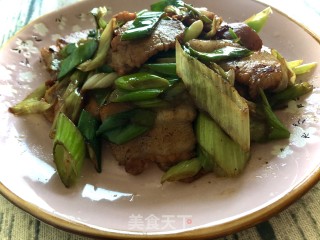 “快手小炒”大葱孜然炒肉片的做法步骤：15