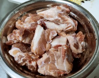 香芋豆豉蒸排骨的做法步骤：2