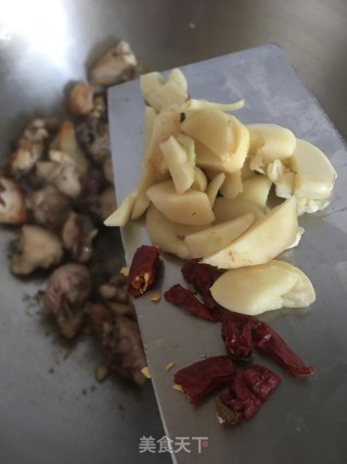 辣子鸡的做法步骤：5