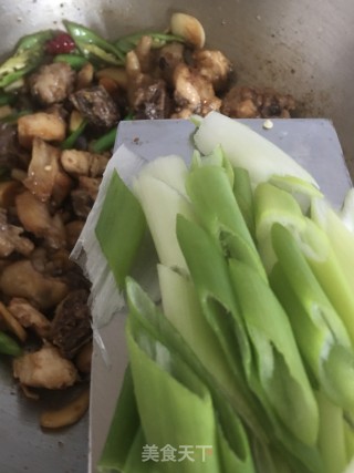 辣子鸡的做法步骤：8
