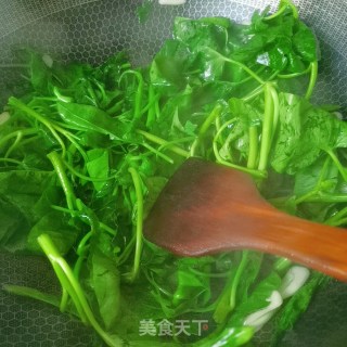 炒空心菜的做法步骤：2