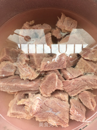 牛肉丸的做法步骤：3