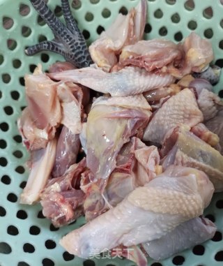 红烧鸡块的做法步骤：2